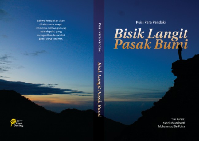 Buku Puisi  Para Pendaki Diluncurkan di  Puncak  Gunung  Kerinci